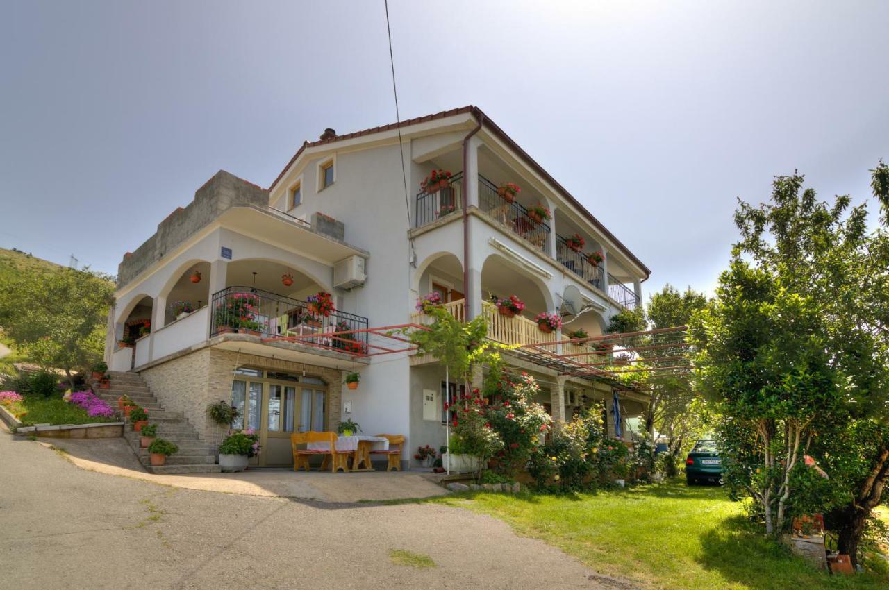 Josipa & Jelena Apartment Senj  Exteriör bild